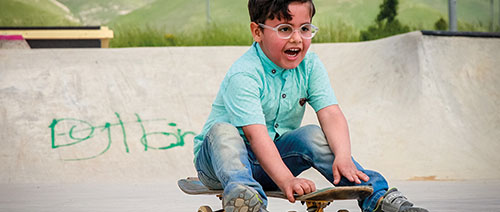Boy on a skateboard in Iraq