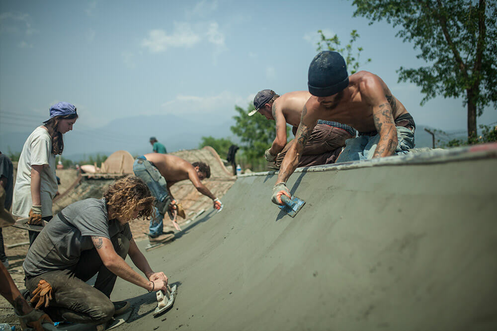 Skateboarders shaping Annapurna's Skatepark