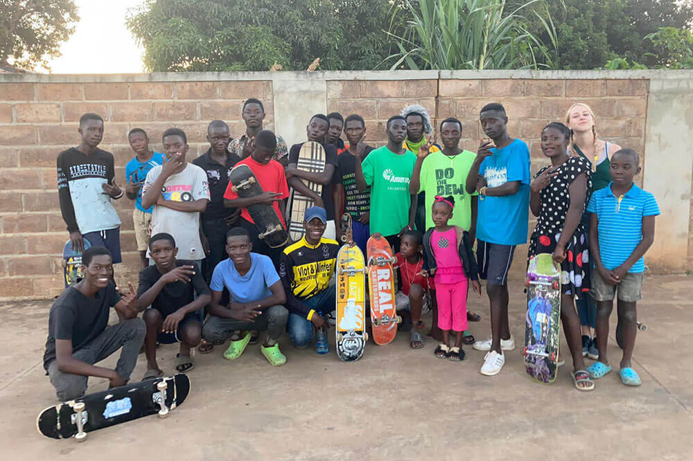 Group picture of Solwezi Skateboarding in Zambia