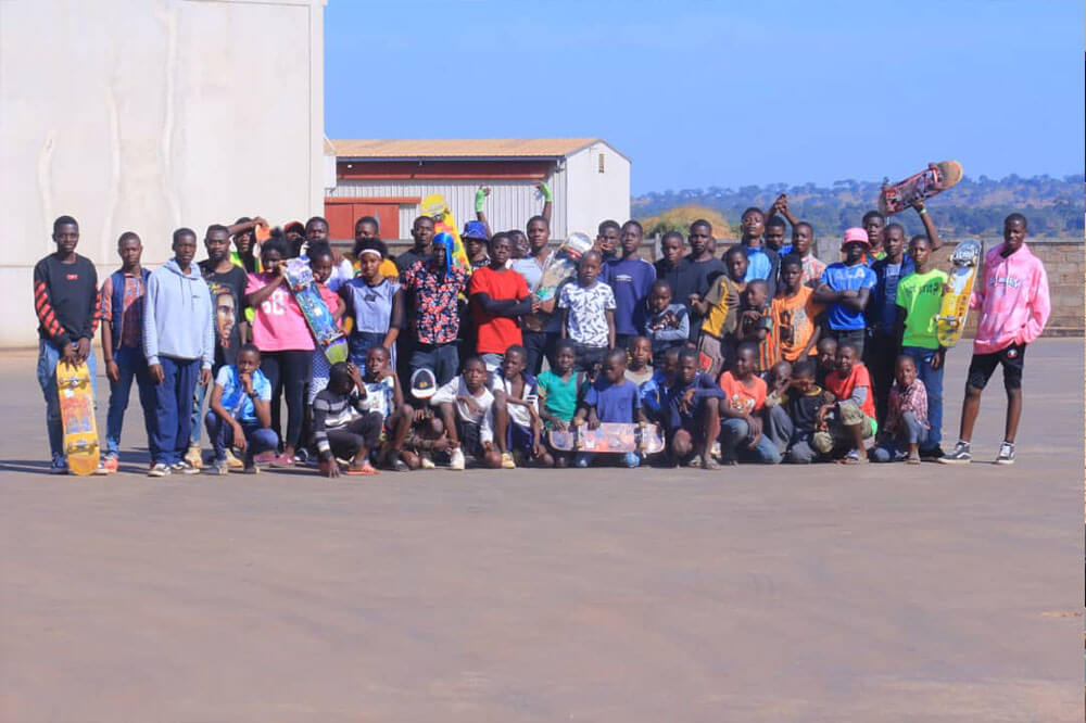 Group picture of Solwezi Skateboarding in Zambia