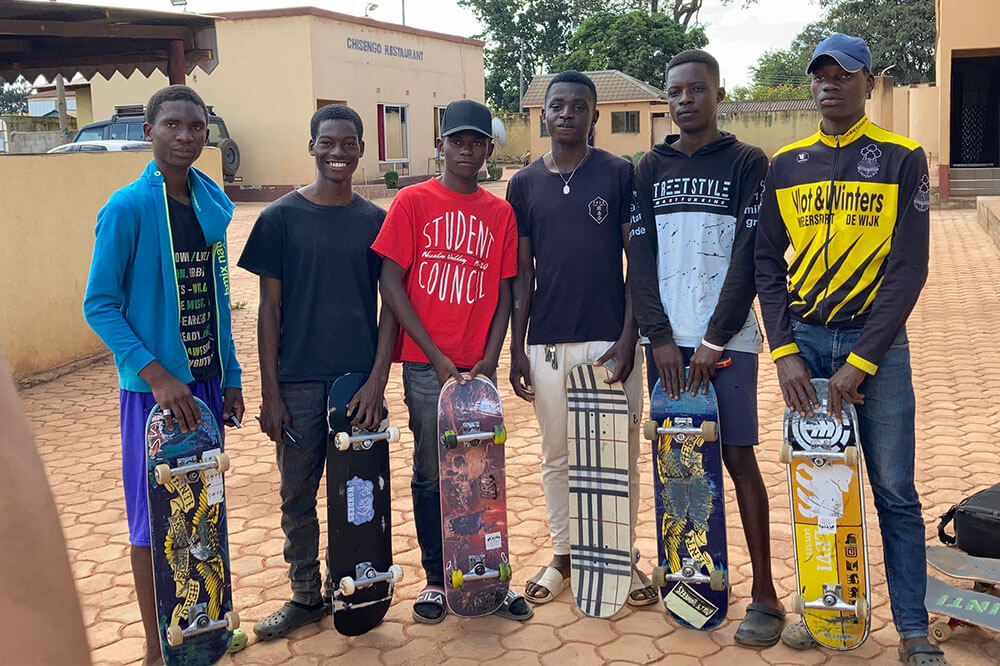 Group picture of Solwezi Skateboarding in Zambia