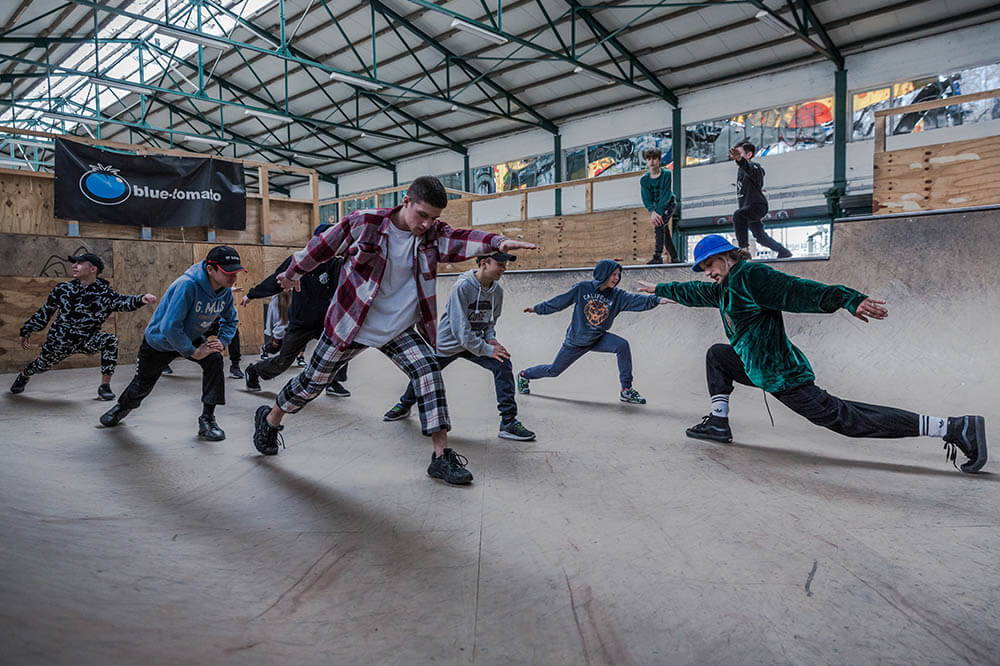 Ukrainian children in Germany during a skate session by Wheels for Hope